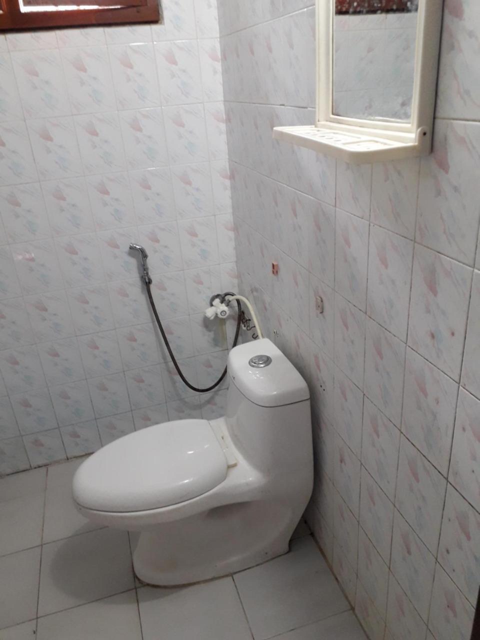 Parisha Residency- Temple Side Hotel 吉登伯勒姆 外观 照片